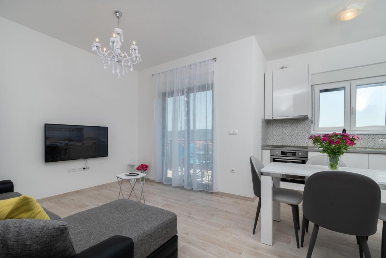 Apartman Pjer Traù Esterno foto