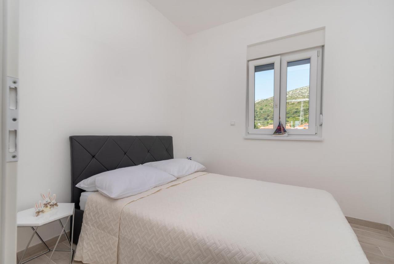 Apartman Pjer Traù Esterno foto