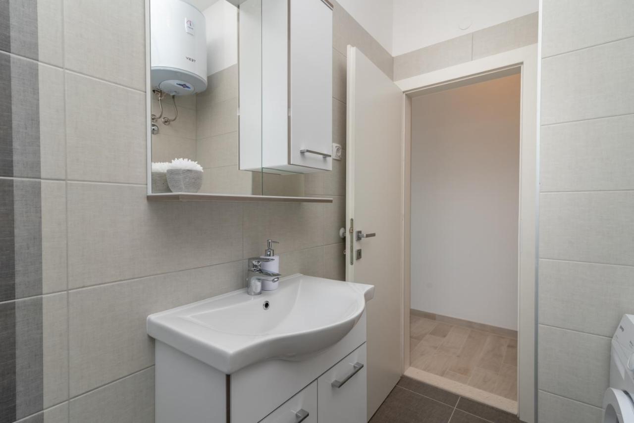Apartman Pjer Traù Esterno foto