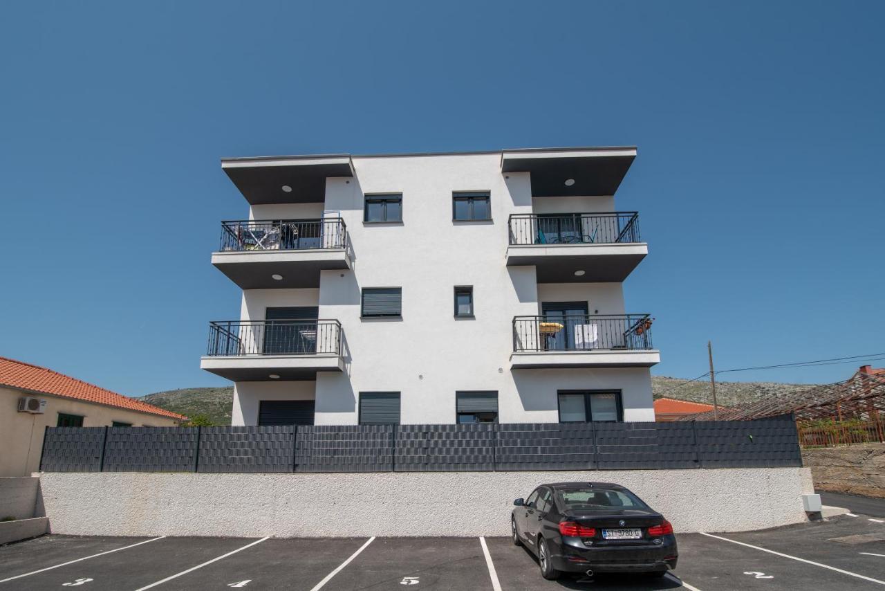 Apartman Pjer Traù Esterno foto